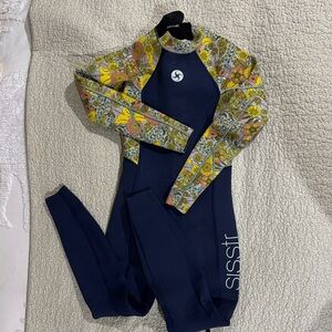 Revolution Youth Wetsuit with Floral Accents